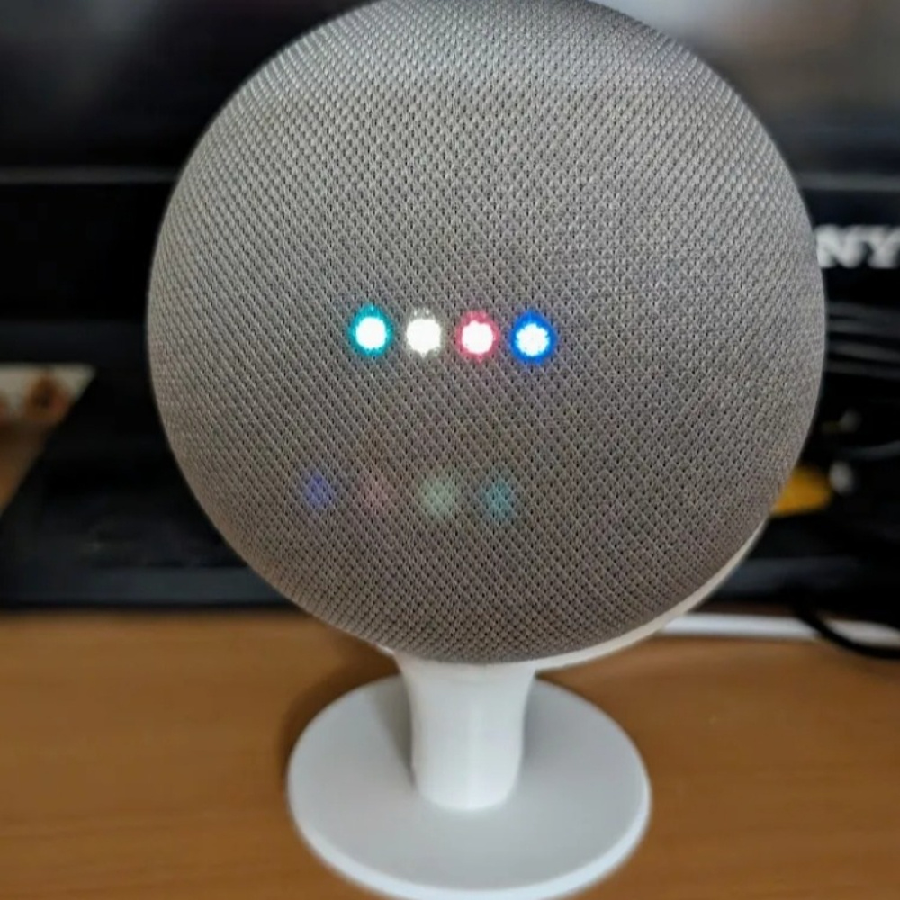 Мини-подставка для умной колон – обзор и цена Google Speaker Nest Audio